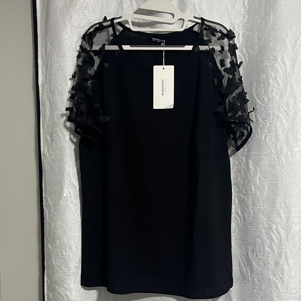 BloomChic Elegant Black Blouse